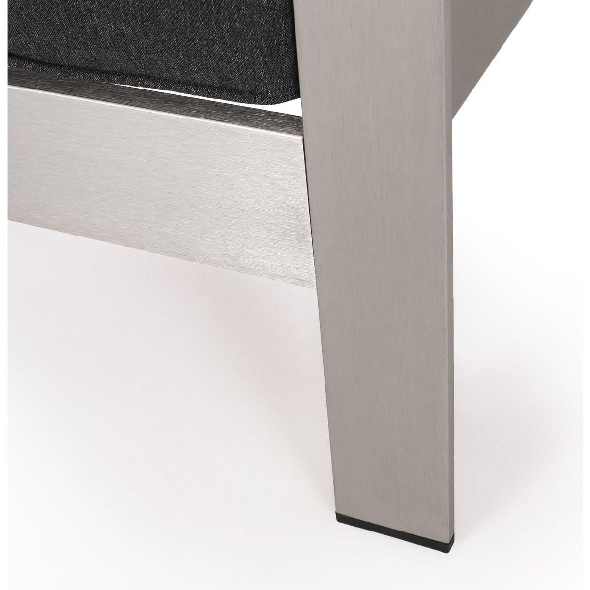 AVIARA MP1 CLUB CHAIR