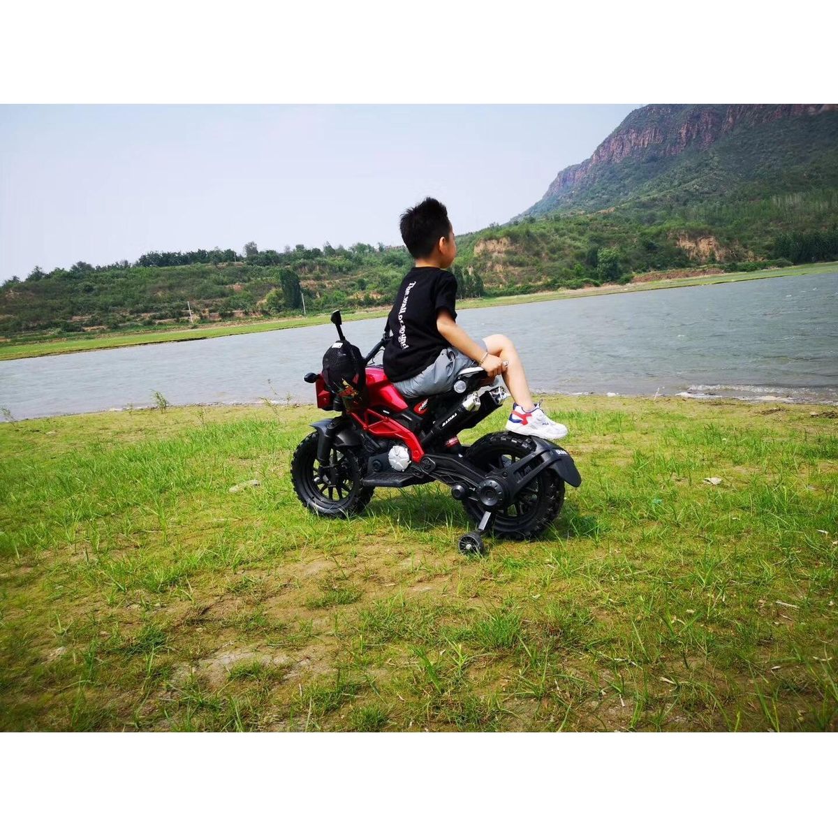 Electric Motorcycle for Kids, kids ride on motorcycle, Tamco 12V Electric Dirt Bike with Training Wheels, Hand Racing Foot Brake,PU seat, Ride on Motorcycle for 3~6 years Boys Girls gift