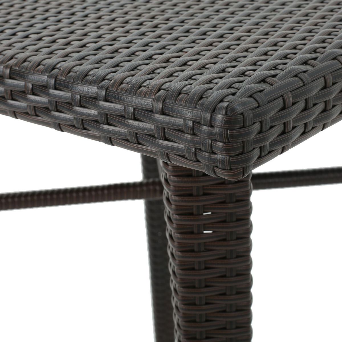 32" SQUARE WICKER BAR TABLE