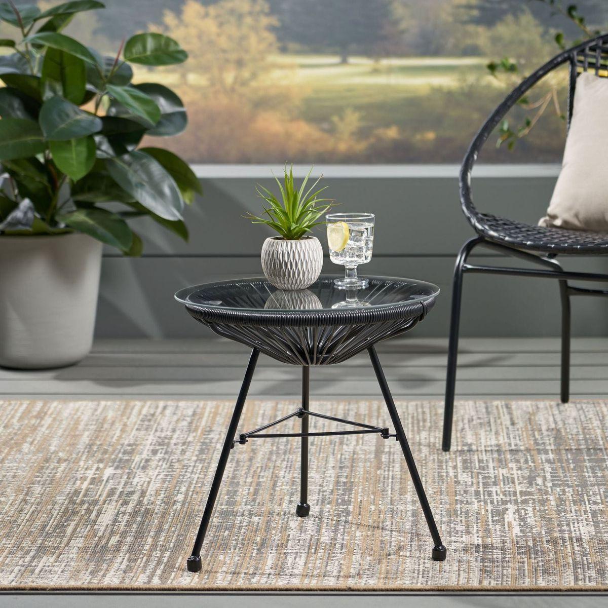 NUSA SIDE TABLE