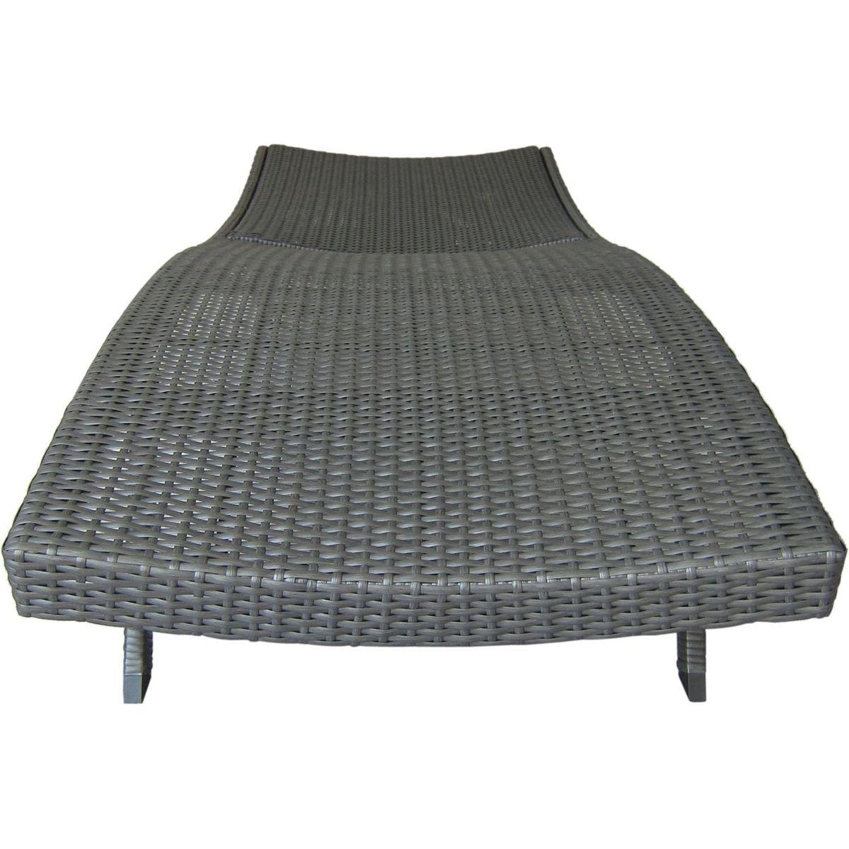 KAUAI PE WICKER CHAISE