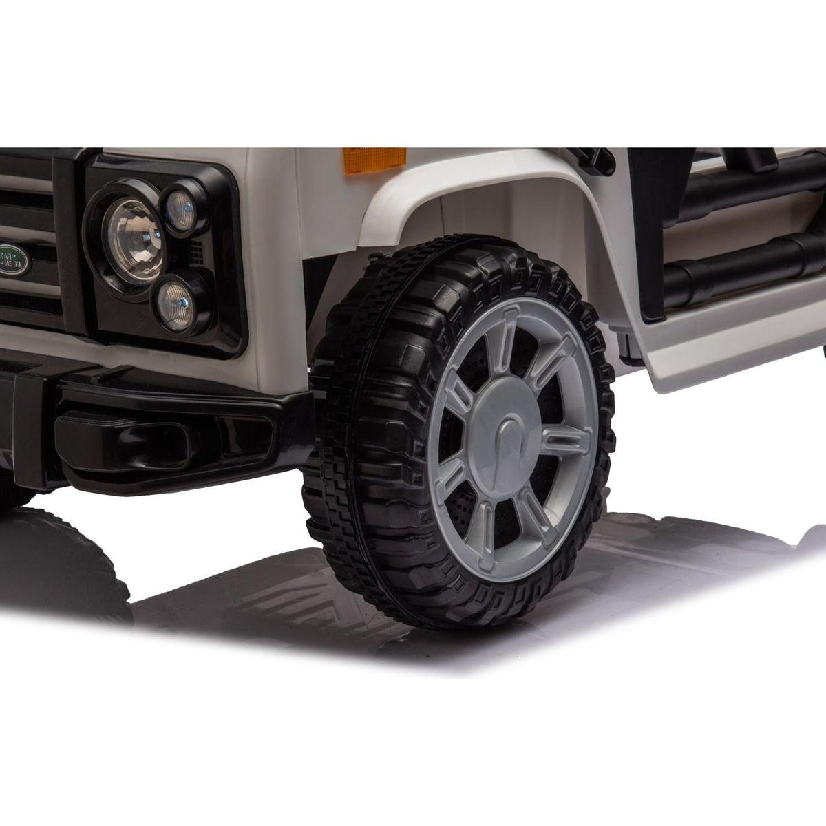 12v7a 30wx2 Four-wheel drive leather seat one button start,forward and backward, high and low speed, music, front light, power display, two doors can open, 2.4G R/C, seat belt four wheel absorber