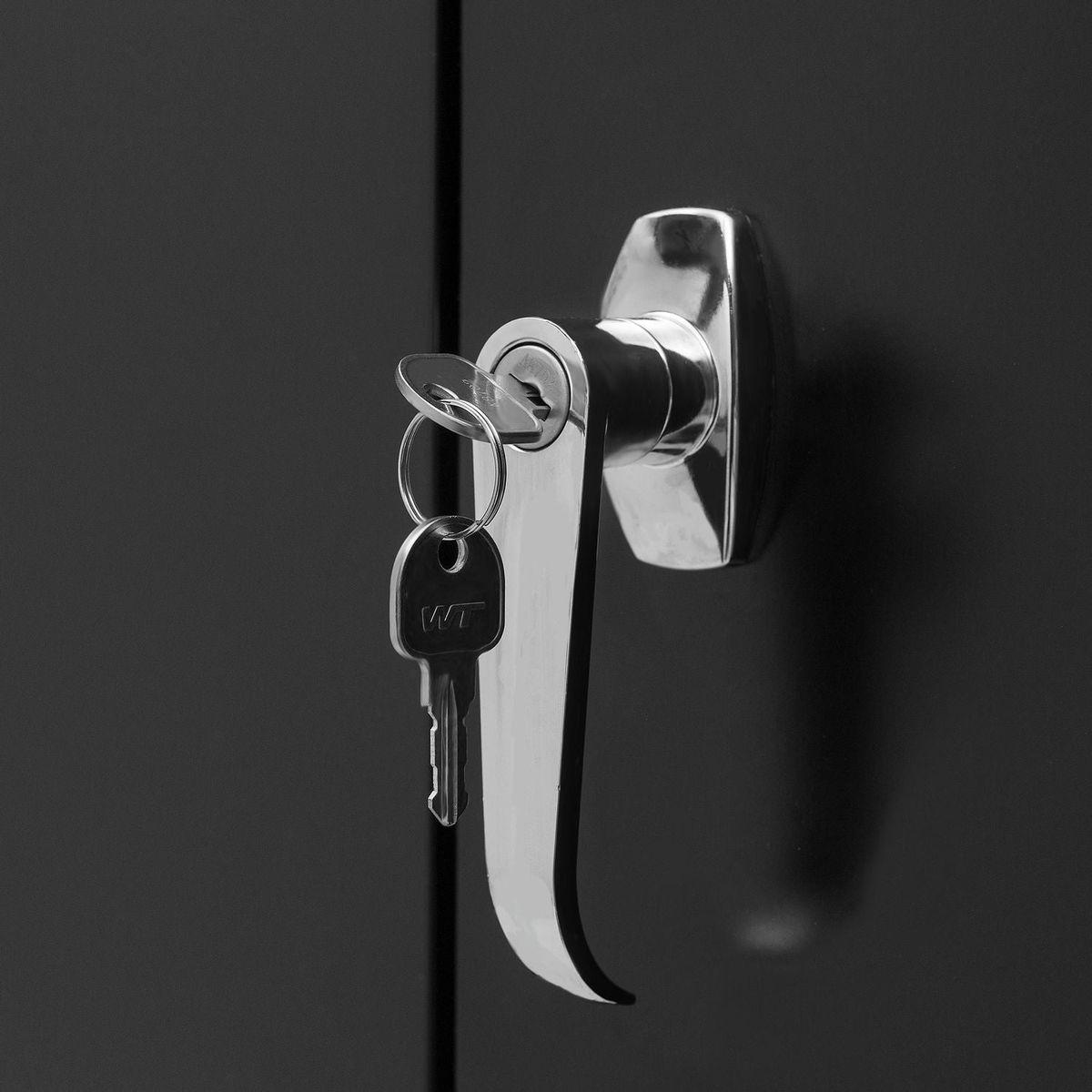 STEEL STORAGE CABINET