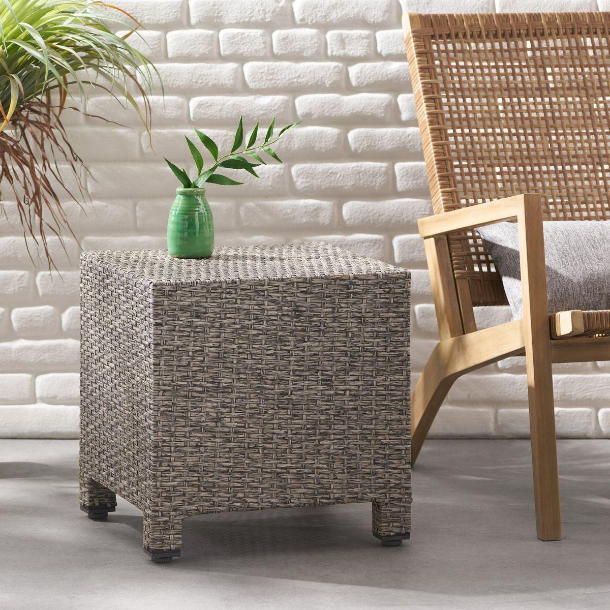 PUERTA ACCENT TABLE
