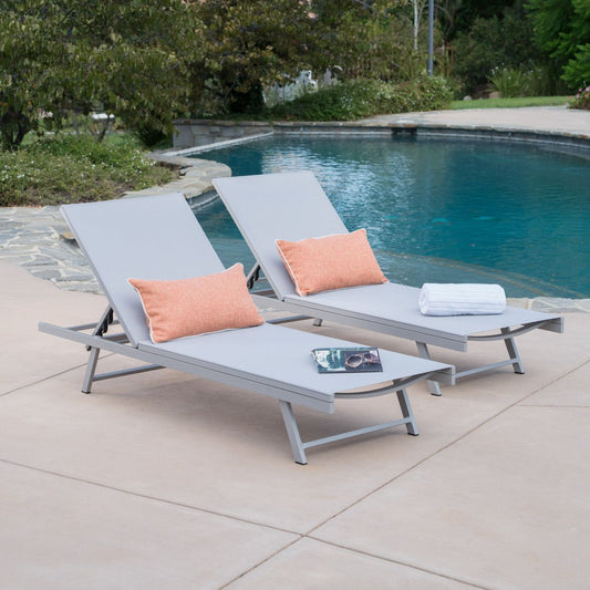 SALTON CHAISE LOUNGE