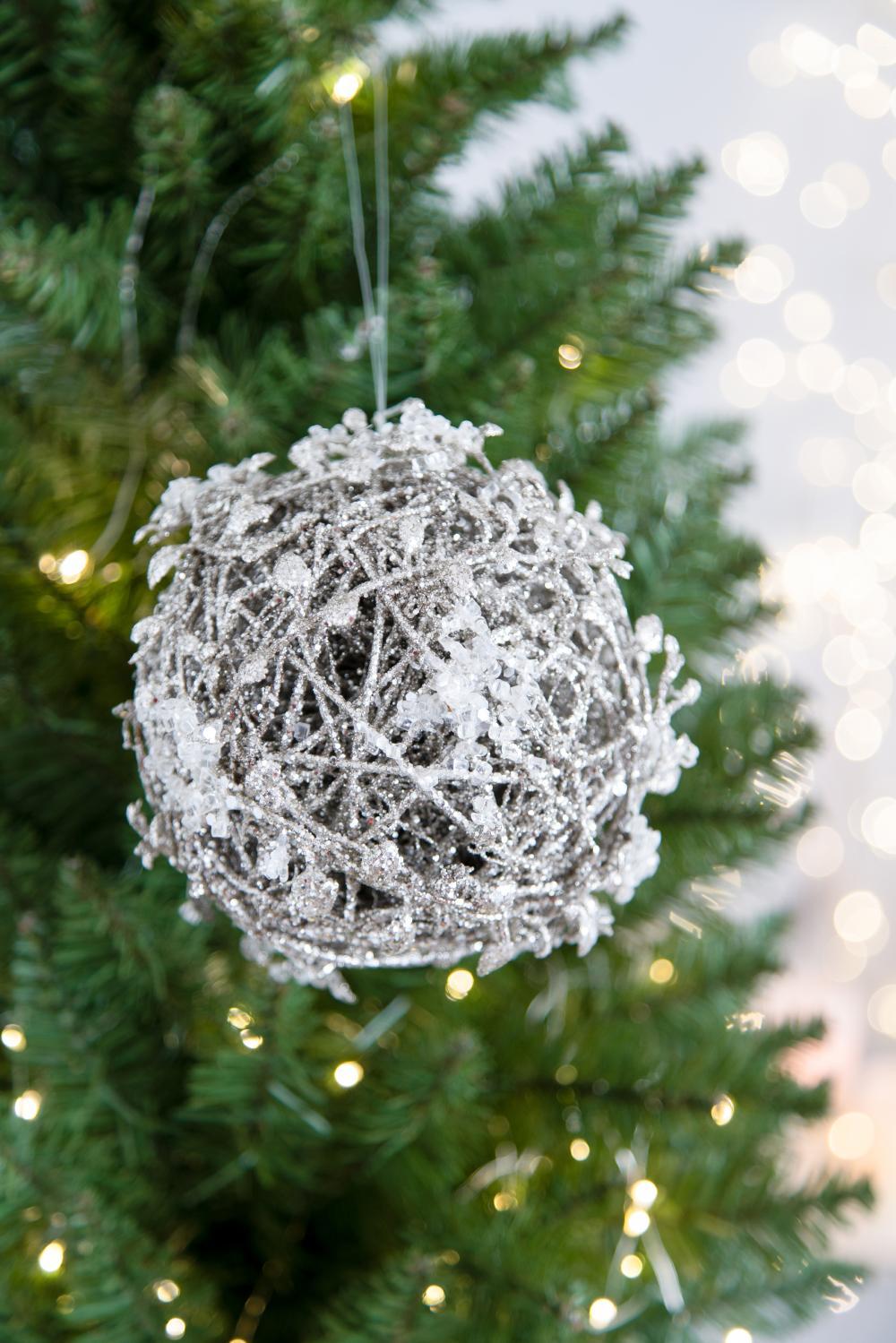 D4.5' Iced Leaf/Twig Ball, Decorative Hanging Ball Christmas Tree Ornaments for Holiday Party Decorations, Set of 4