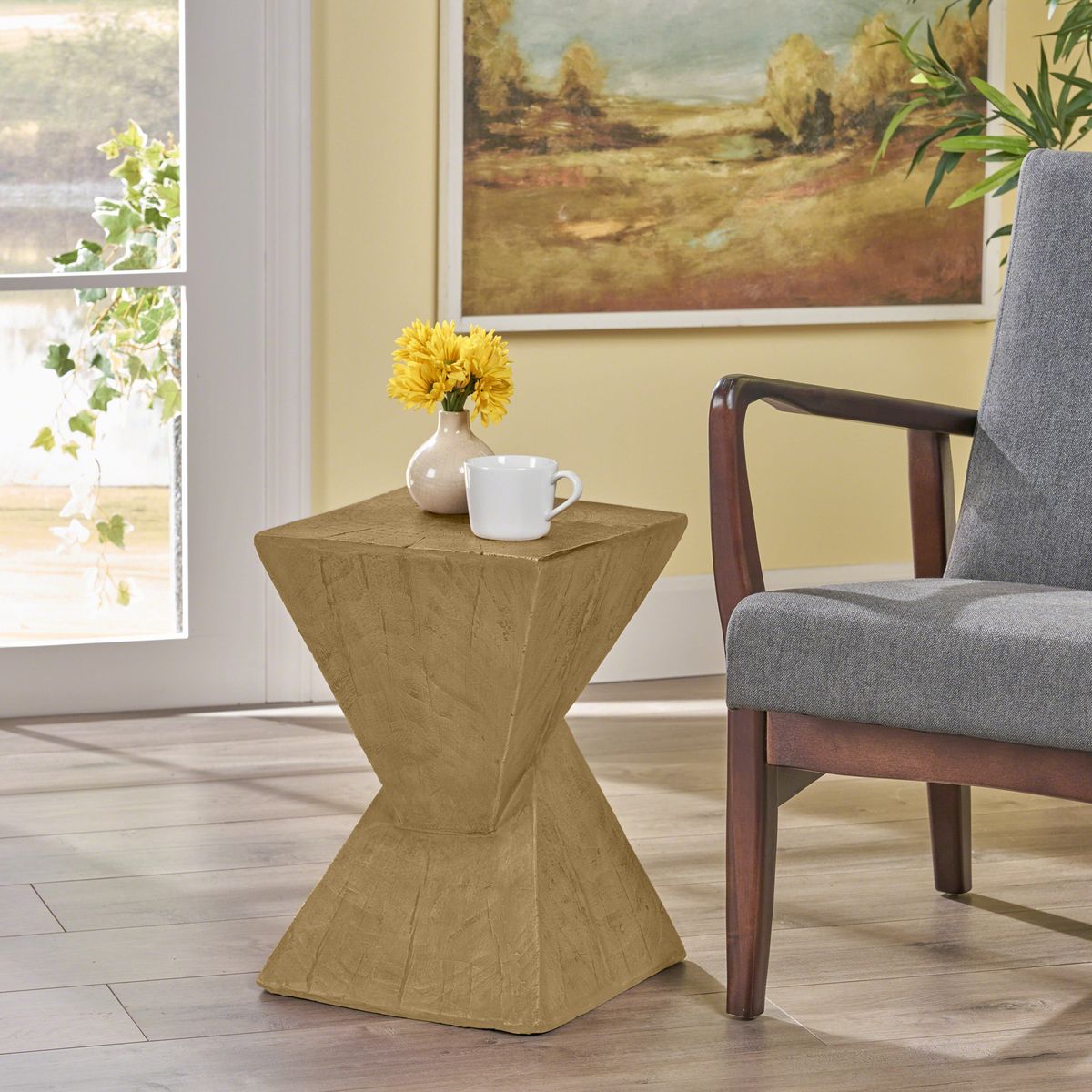 GEOMETRIC MGO SIDE TABLE,LIGHT NATURE COLOR
