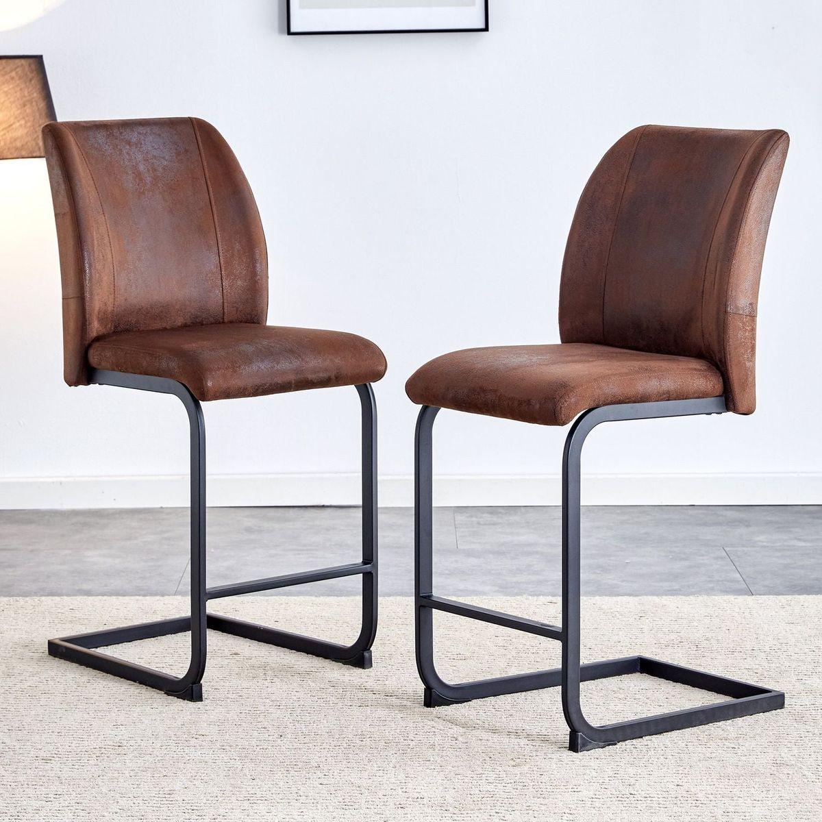 A set of two brown chairs, including suede cushions and black metal legs. Small size, suitable for select groups, suitable for dining room, kitchen, terrace and guest office chairs (set of 2)