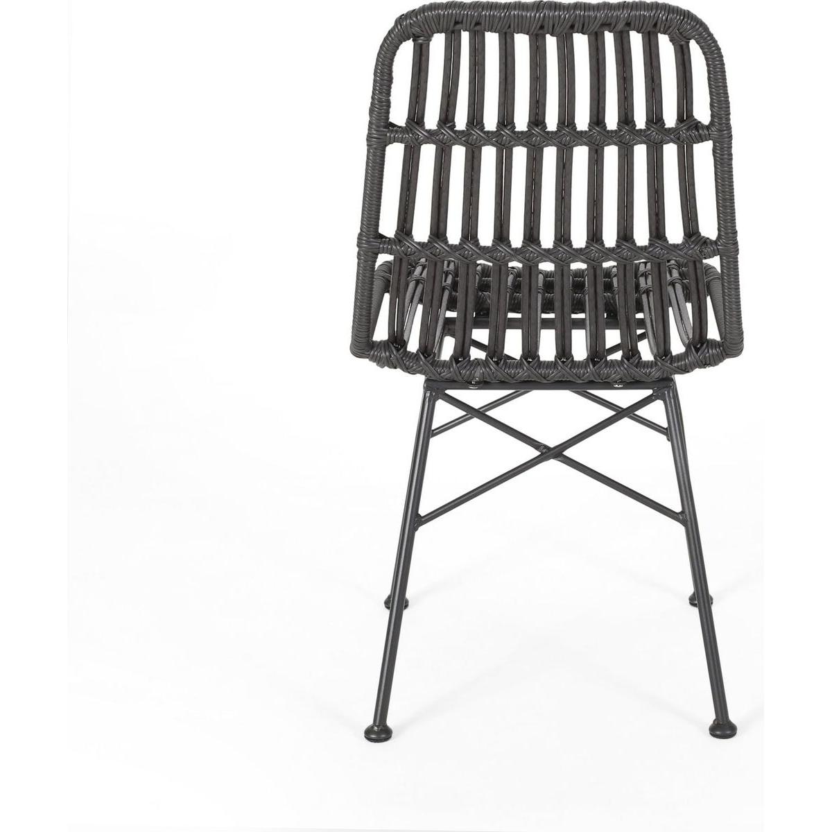 SAWTELLE CHAIR