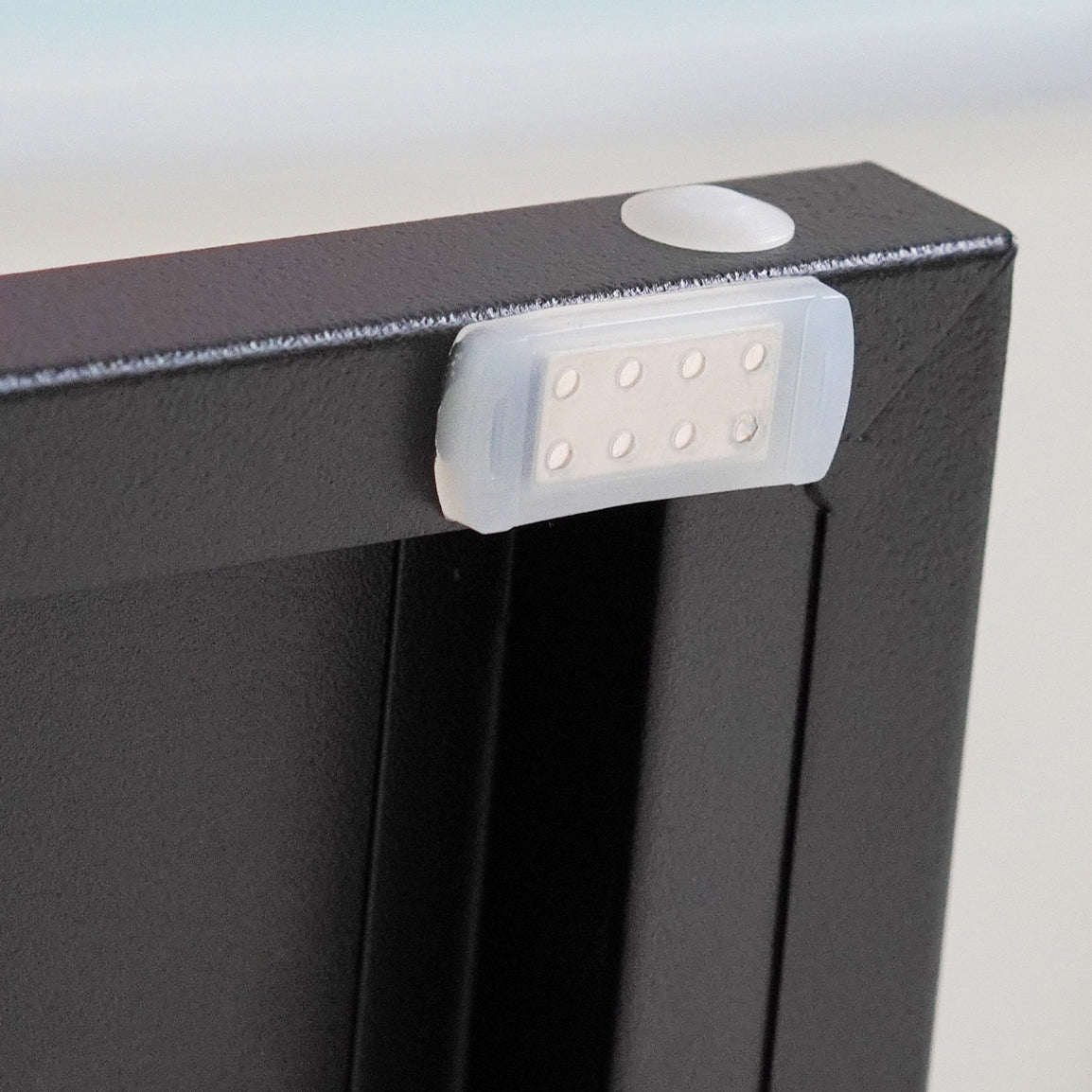 Metal Storage Cabinet with 2 Doors and 2 Adjustable Shelves, Steel Lockable Garage Storage Cabinet, Metal File Cabinet for Home Office School Gym, Black