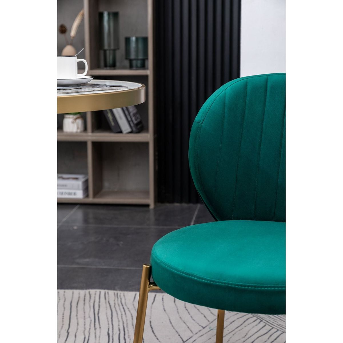 Amoa Contemporary Velvet Upholstery Dining Chair, Green