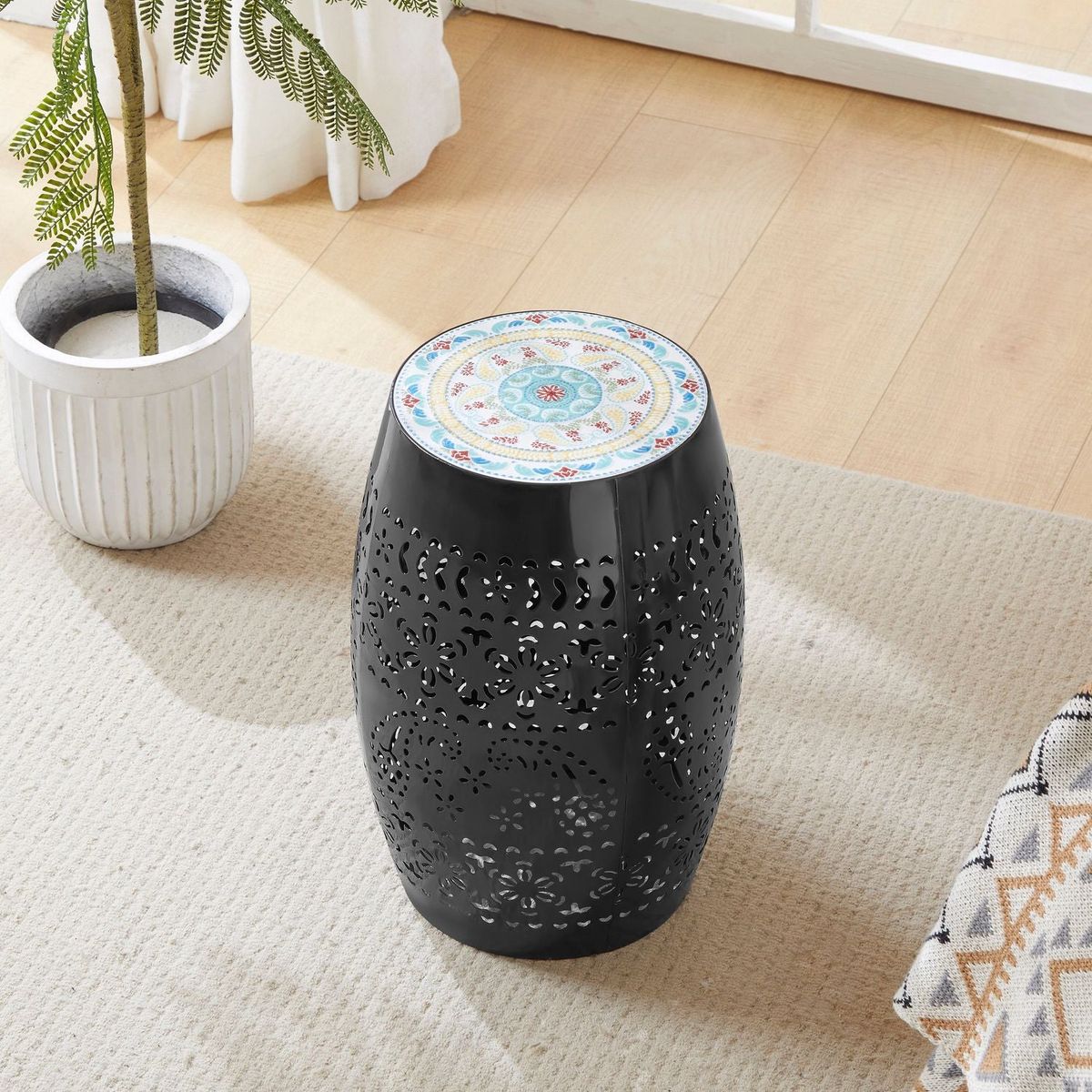 RUBY12" SIDE TABLE -BLACK