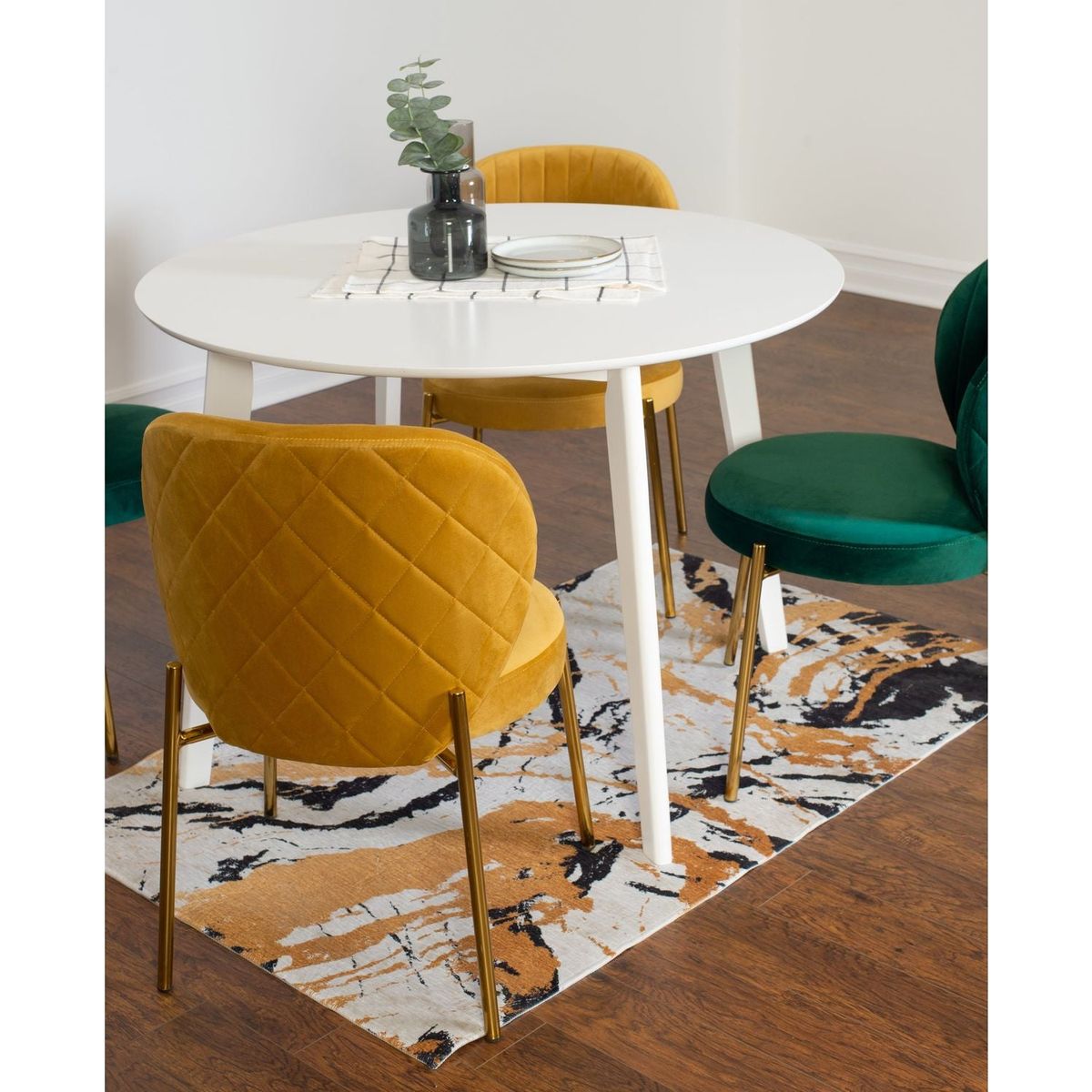 Amoa Contemporary 5-Piece Dining Set, White Round Dining Table with 4 Chairs