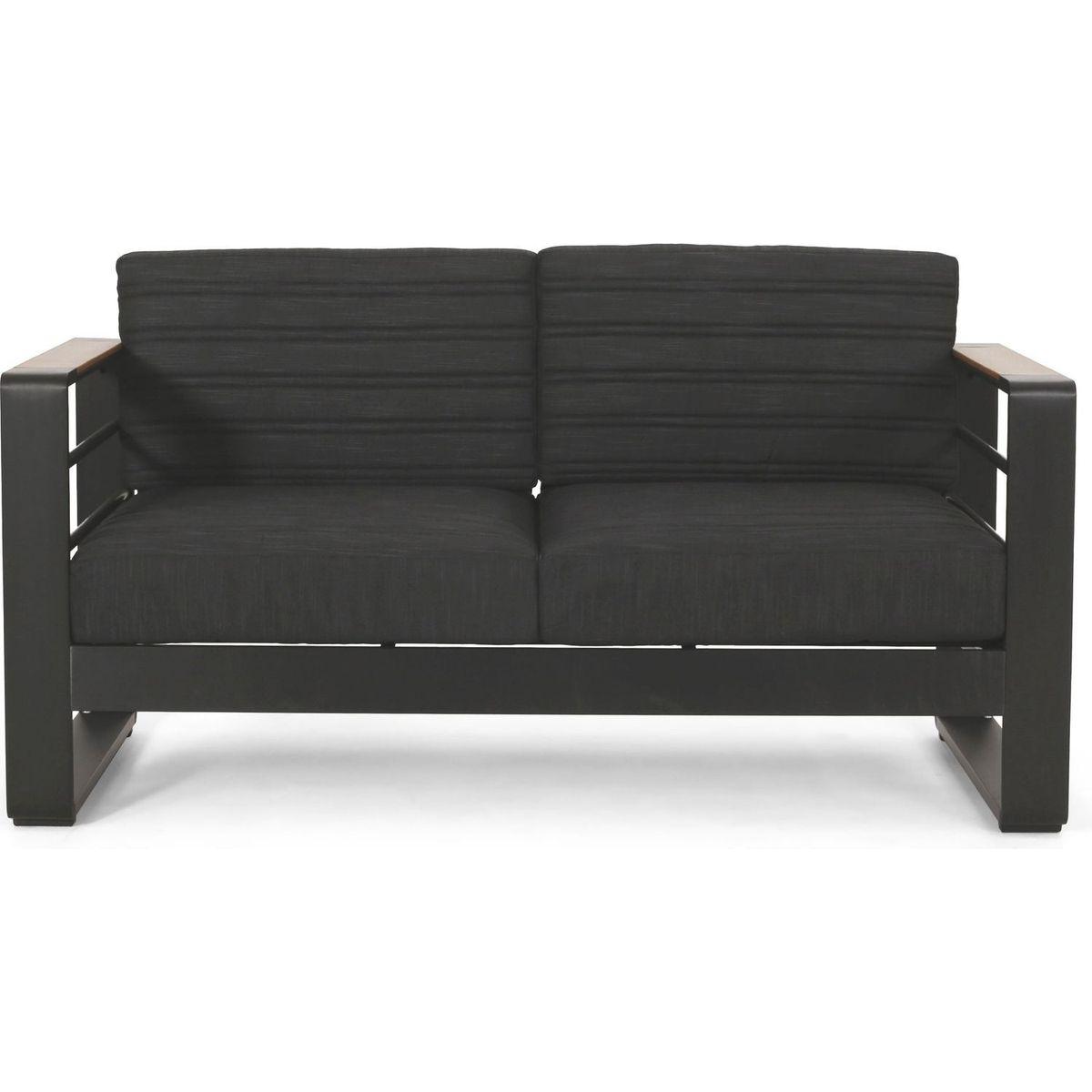 GIOVANNA LOVESEAT