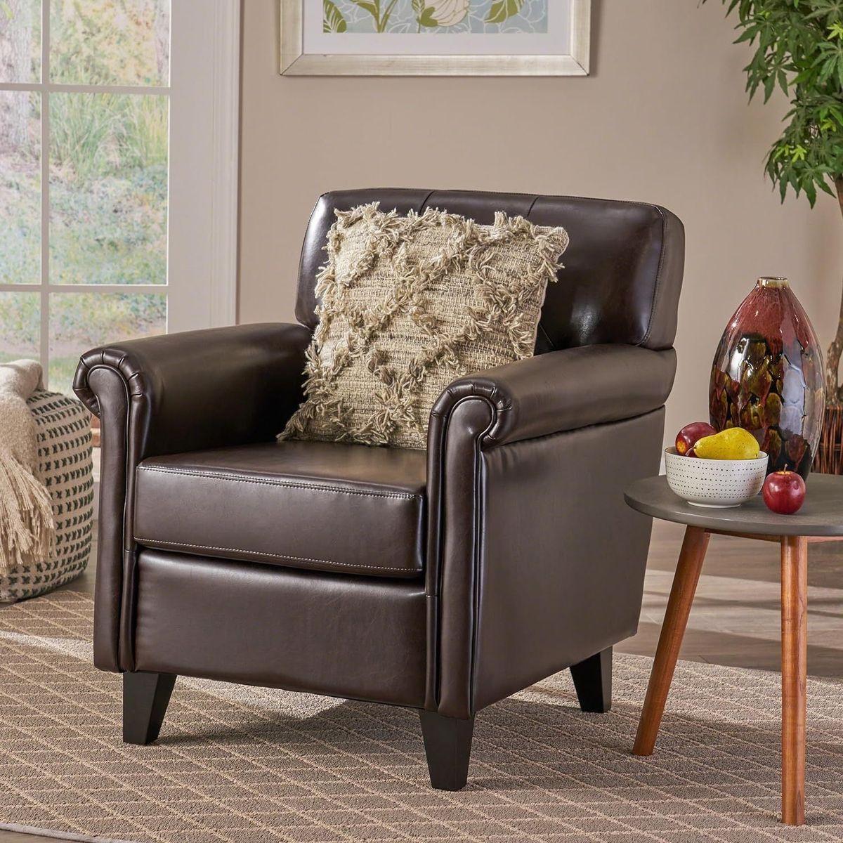 VERONICA KD TUFTED CLUB CHAIR