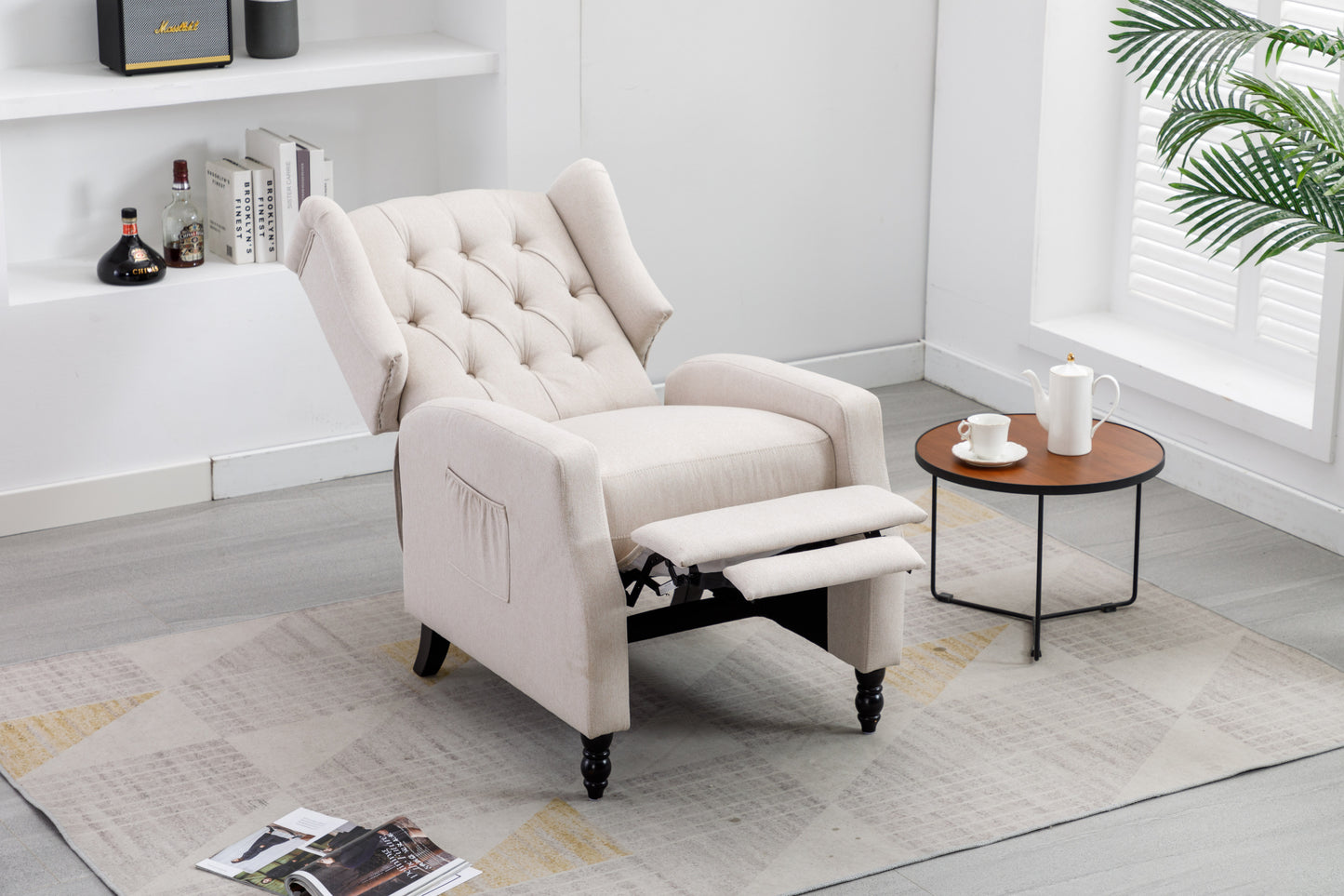 Modern Comfortable Upholstered leisure chair / Recliner Chair for Living Room