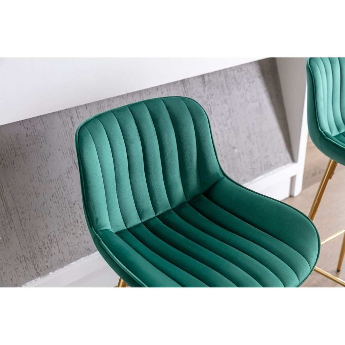 26 Inch Set of 2 Bar Stools, with Chrome Footrest Velvet Fabric Counter Stool Golden Leg Simple Bar Stool, GREEN