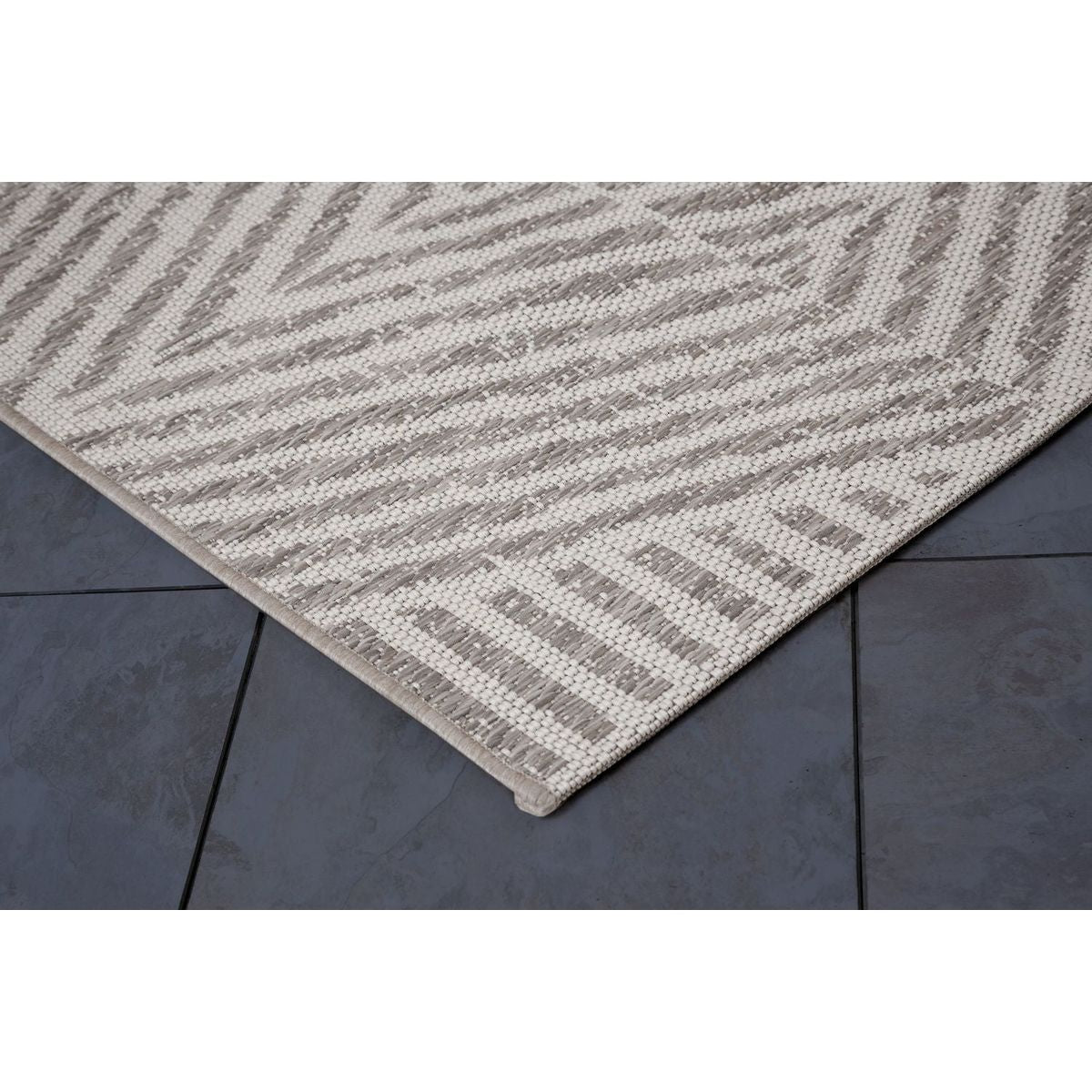 Pyramids Stone Neutral Indoor / Outdoor Polypropylene Area Rug 5x8