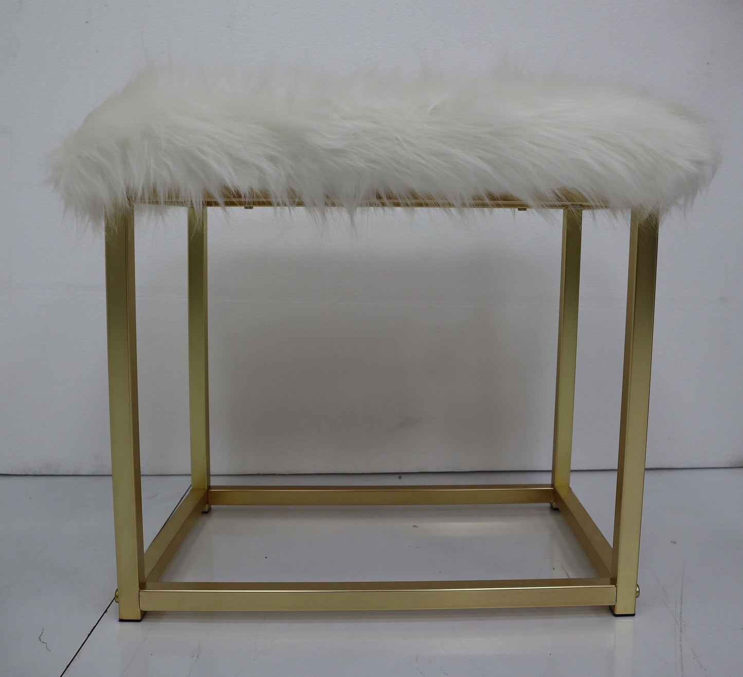 Adao Vanity Mirror & Stool in Faux Fur, Mirror, Black & Brass Finish