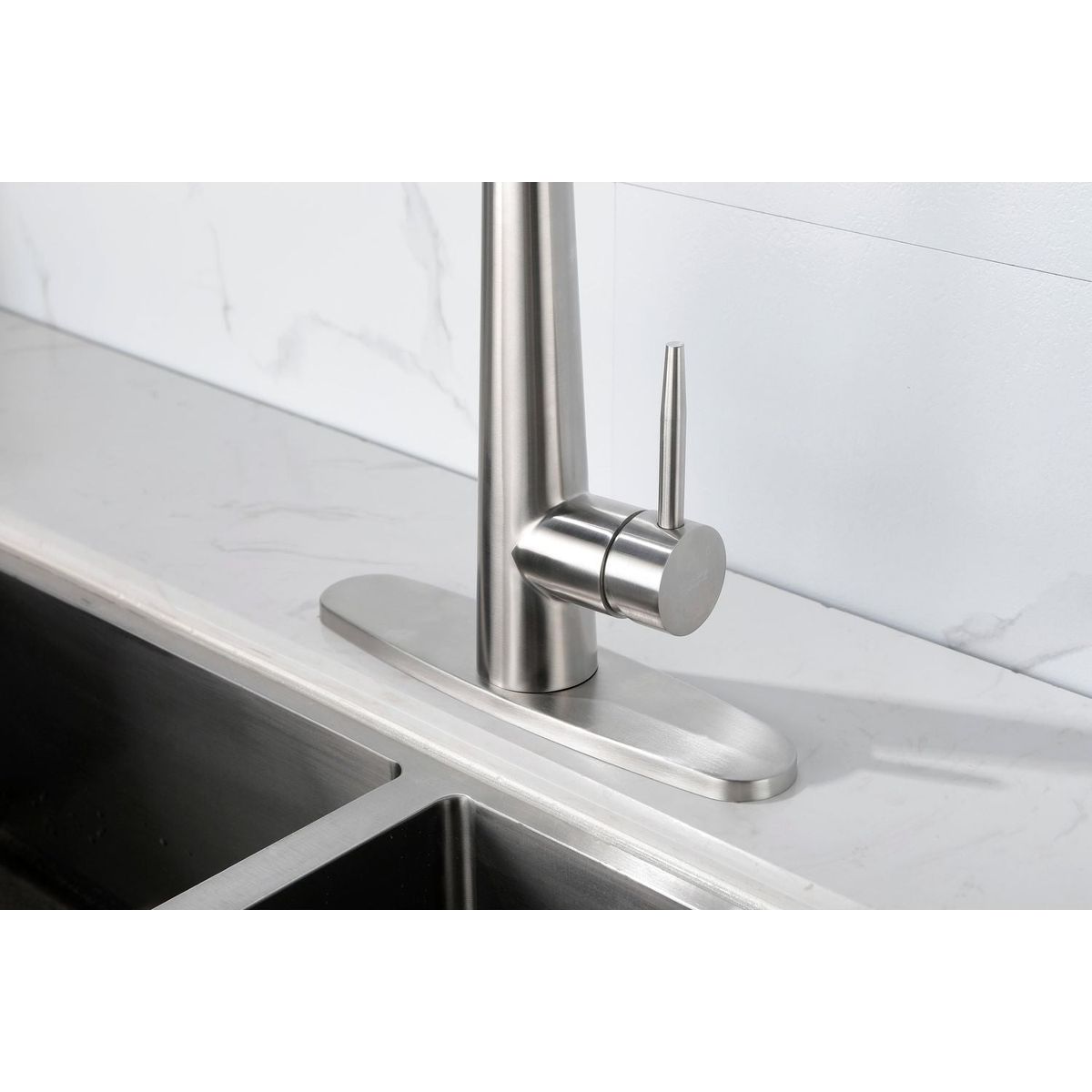 Kitchen Faucet with Pull Down Sprayer Brushed Nickel, High Arc Single Handle Kitchen Sink Faucet with Deck Plate, Commercial Modern Stainless Steel Kitchen Faucets